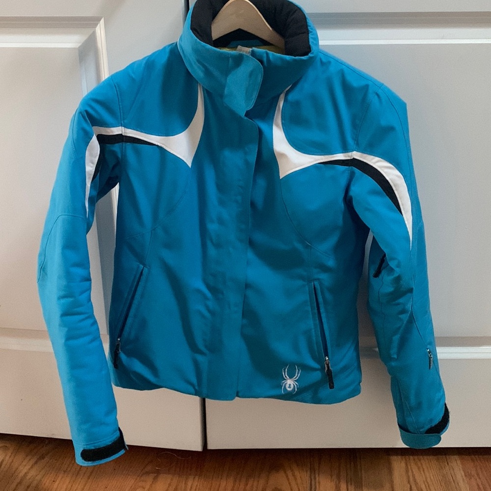 Women’s size 4 Spyder ski jacket